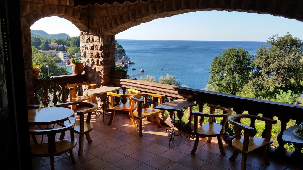 Villa Sara Guesthouse 斯韦蒂·斯特凡 外观 照片