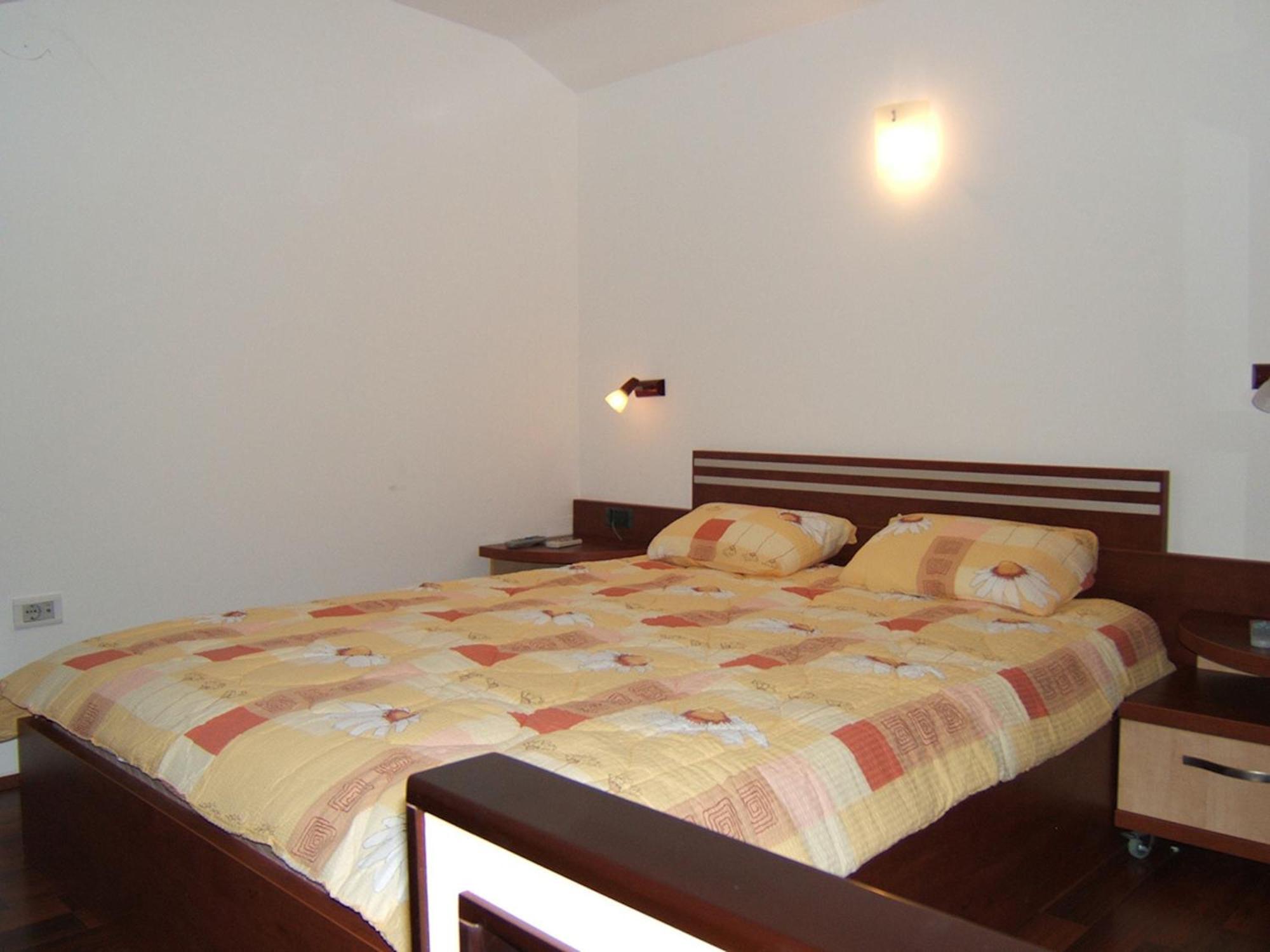 Villa Sara Guesthouse 斯韦蒂·斯特凡 客房 照片