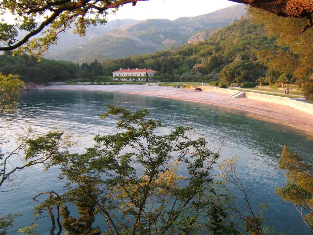 Villa Sara Guesthouse 斯韦蒂·斯特凡 外观 照片