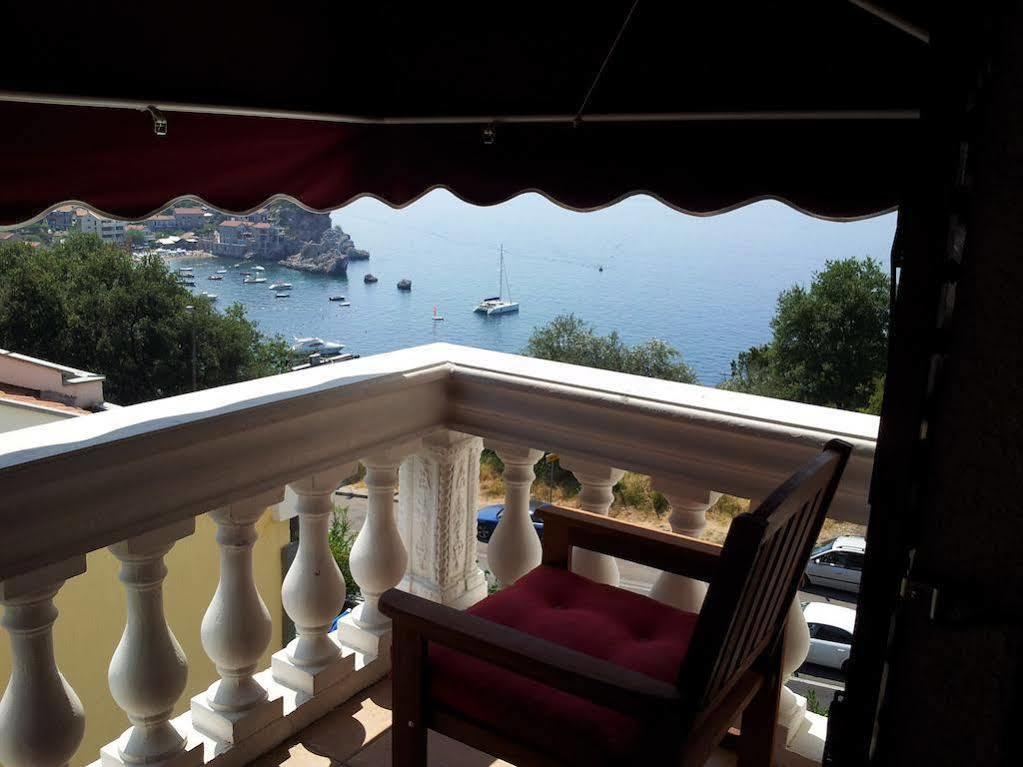 Villa Sara Guesthouse 斯韦蒂·斯特凡 外观 照片