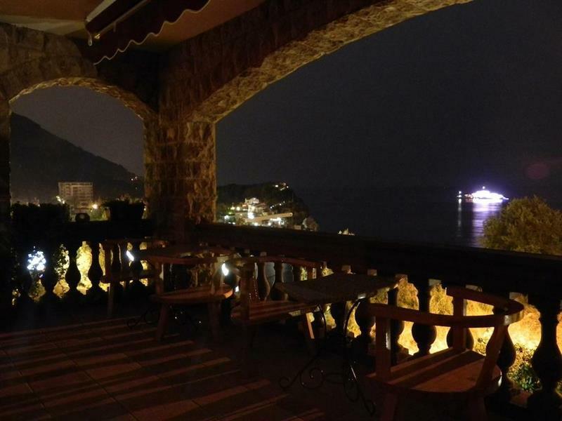 Villa Sara Guesthouse 斯韦蒂·斯特凡 外观 照片